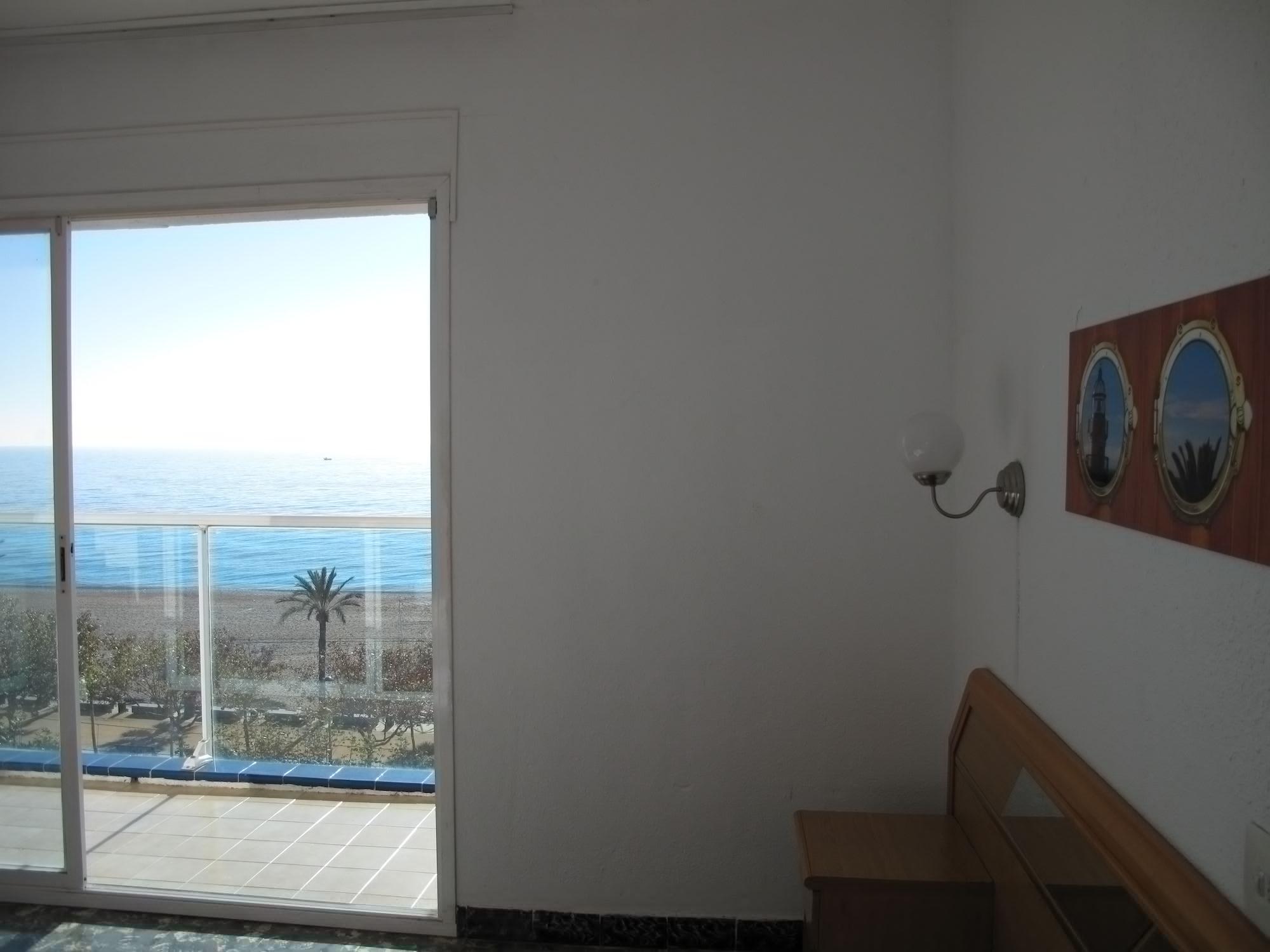 Hotel Fragata Calella Buitenkant foto