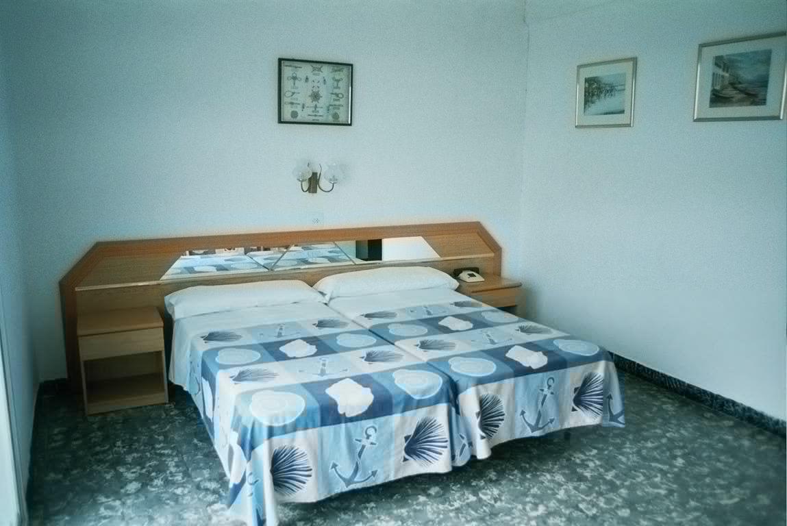 Hotel Fragata Calella Buitenkant foto
