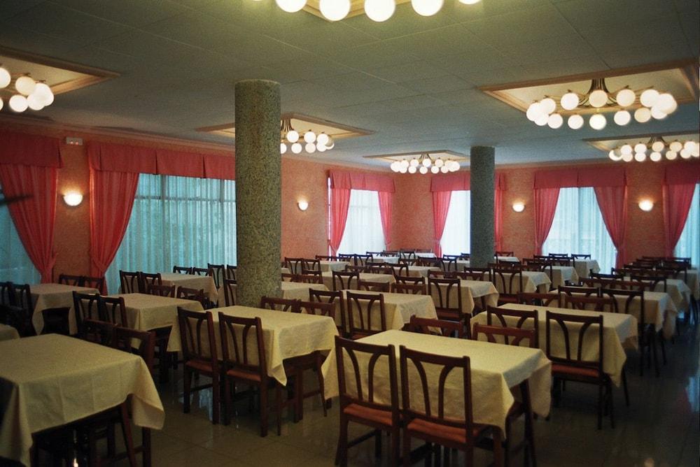 Hotel Fragata Calella Buitenkant foto