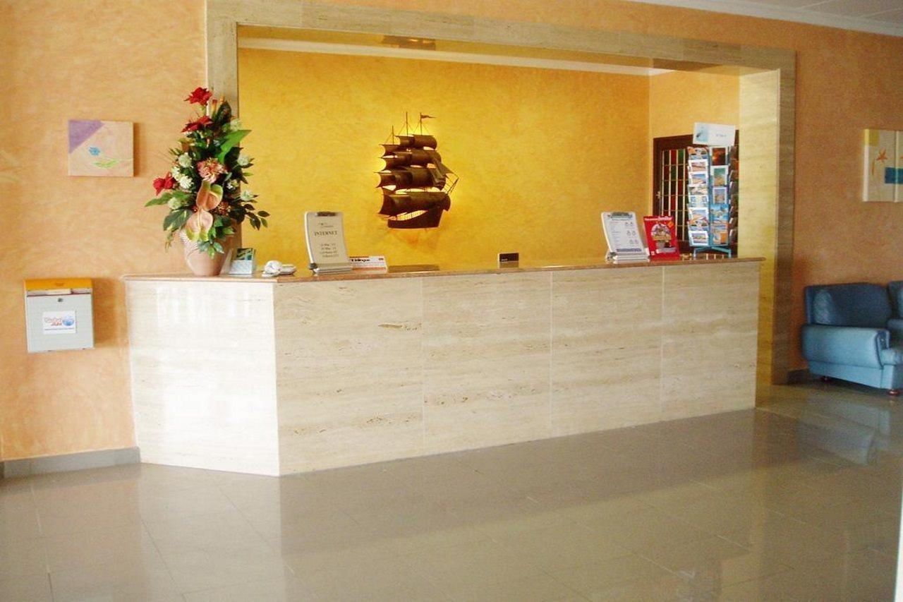Hotel Fragata Calella Buitenkant foto
